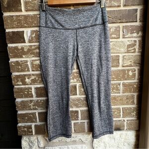 Patagonia Leggings Women’s Gray Heathered Centered Crop Capri Tight Yoga Small